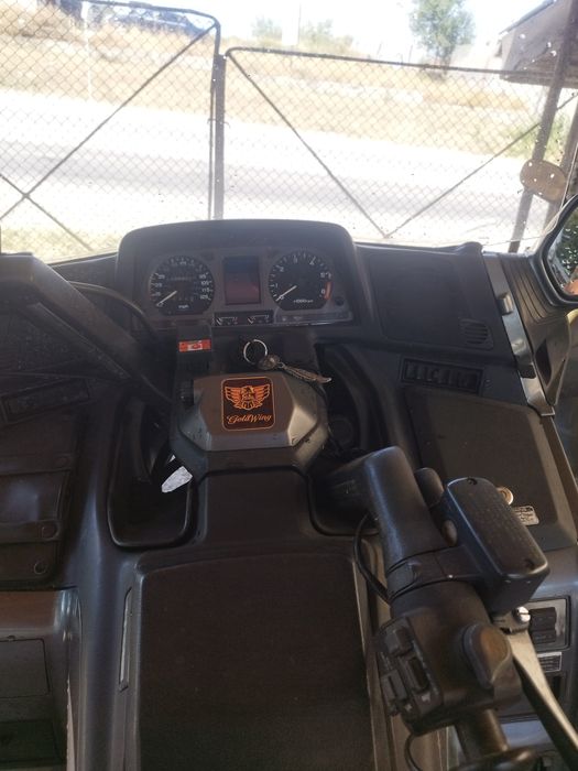 Хонда Голдуинг GL 1500