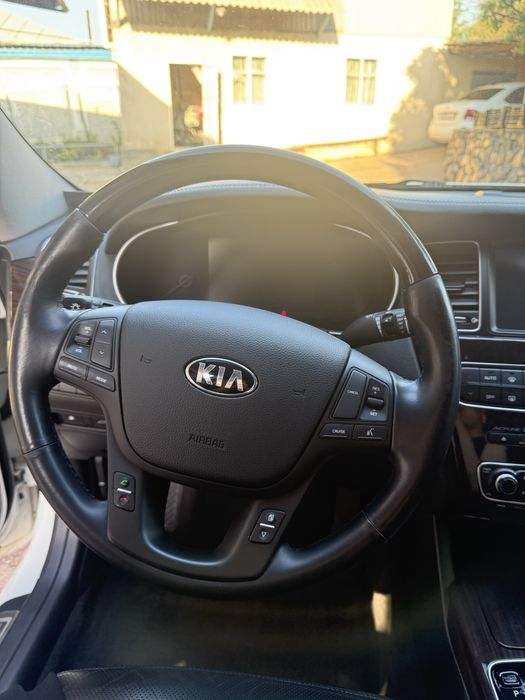 продам kia k7 2015