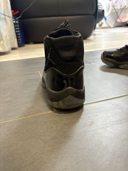 Air Jordan 11 Black Cat
