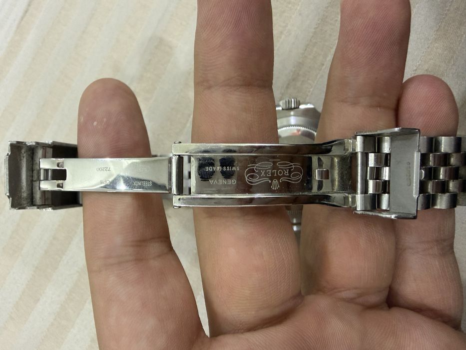 B/U Rolex 1:1 orginalga eng yaqin klon soat o’n qolga moljallangan