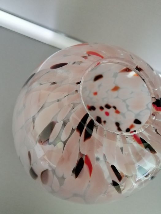 Стъклена Арт ваза