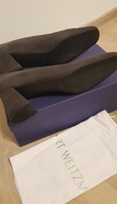 Pantofi Stuart Weitzman gri deosebiti