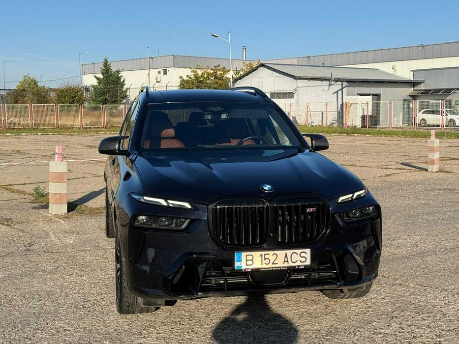 BMW X7 2024 — imagine 2