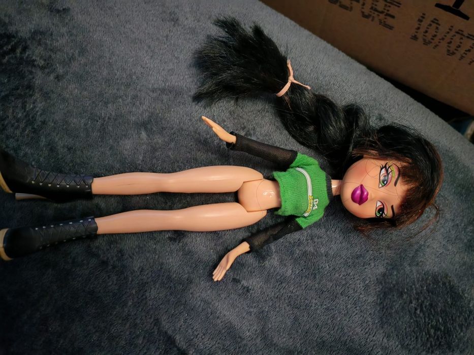 Păpușă Bratz Eleganta