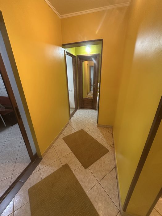 Inchiriez apartament 2 camere +parcare