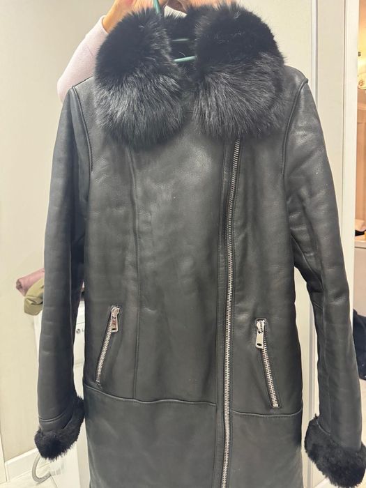 Продам верхнюю одежду