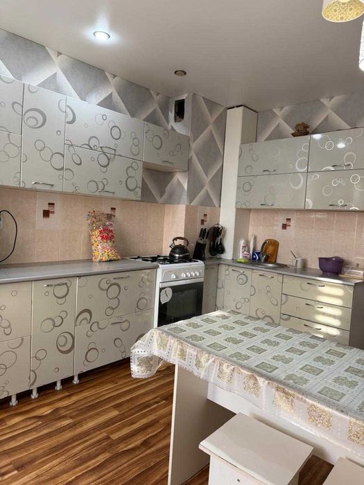 Продам 3 комнатную квартиру