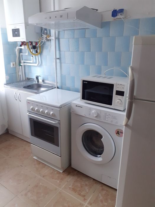 Închiriez apartament 2 camere central
