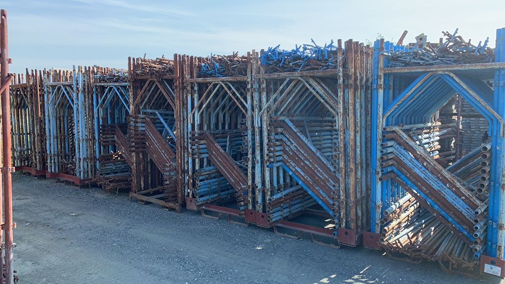 Schela metalica Messersi