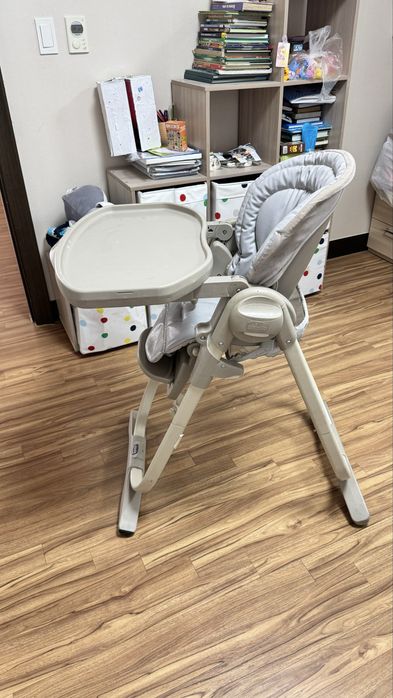 Продам стульчик для кормления chicco