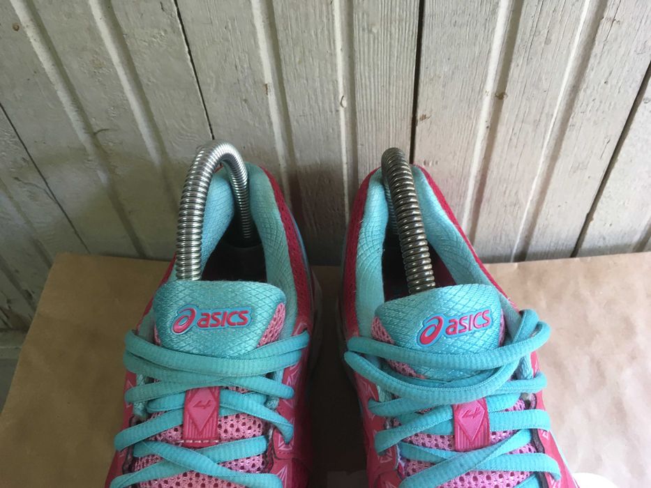 ''ASICS Gt-2000 4''оригинални маратонки 38.5 номер