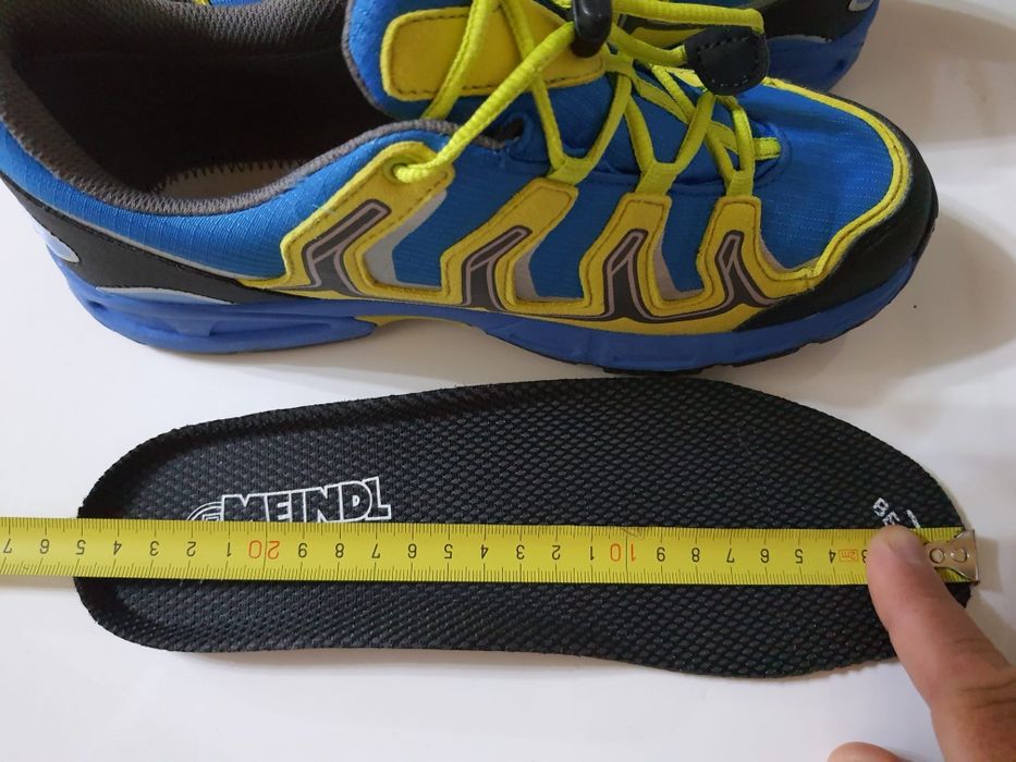 Meindl mărimea 38/24,5 cm.Transport gratuit