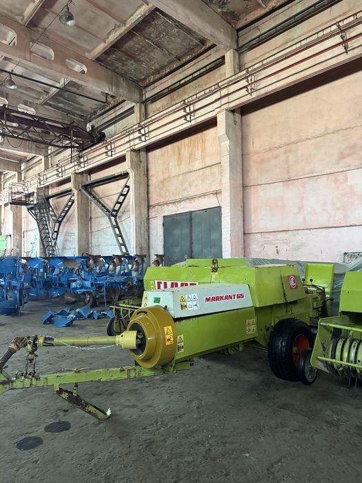 Claas markant 65