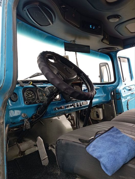 ЗИЛ яахши састайанада 1990 самосвал рамалар бутун балонлар 100%