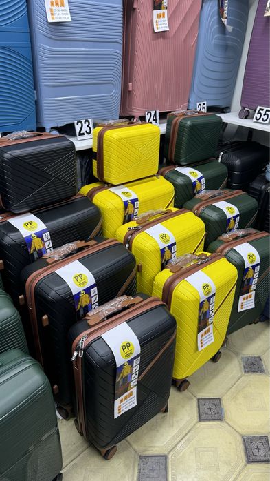 Большие чемоданы на 100л (высота 75 см)