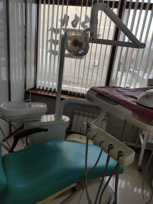 Стоматологическое кресло 2 шт