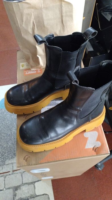 Дамски ботуши Mango