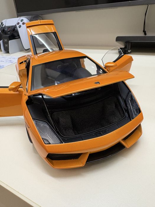 Macheta Lamborghini Gallardo AutoArt 1:18