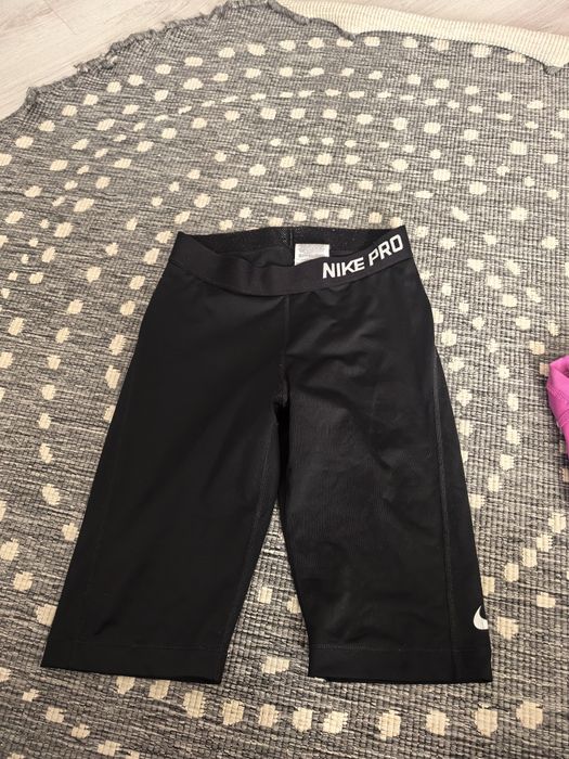 Дамска блуза и клинове nike