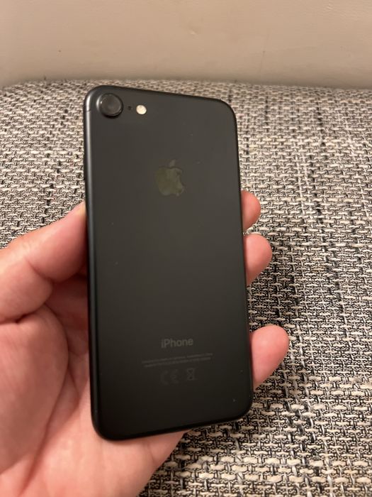 iPhone 7 Black 32 GB – Funcționează impecabil