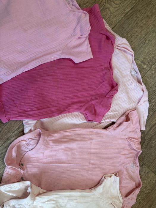 Детски бодита Next