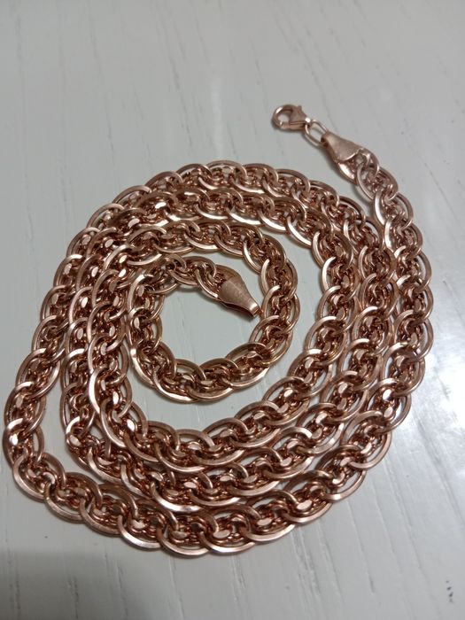 Продам золотую цепочку