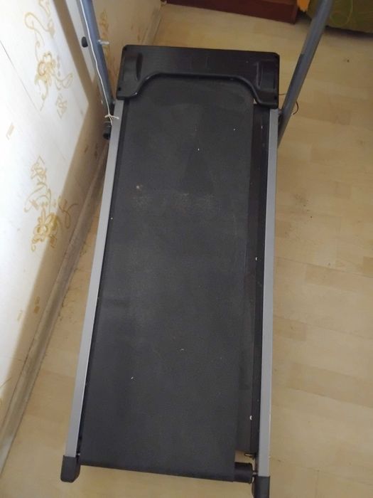 Продавам нова бягаща  пътека -МЕХАНИЧНА