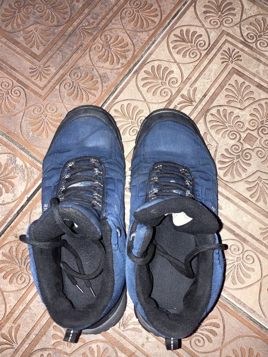 Отдам всю обувь за 6000 тг