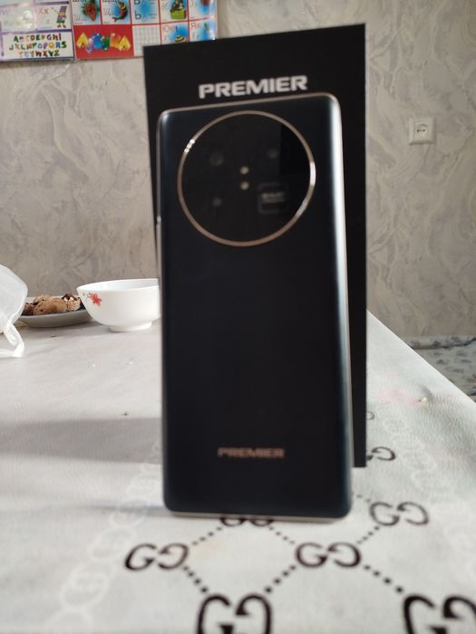 Premier P50 8/256 GB