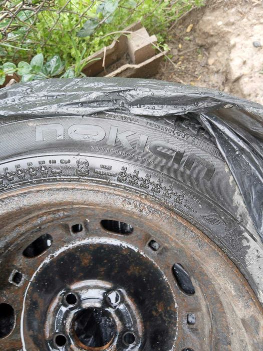 Гуми с джанти 4 броя