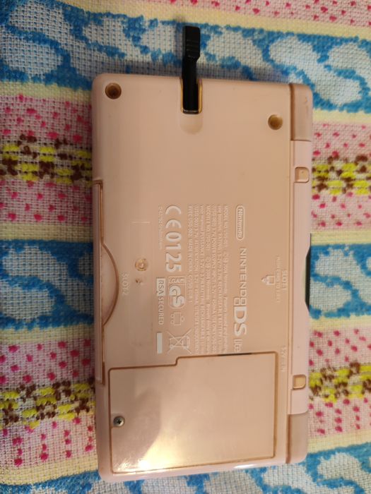 Nintendo DS lite
