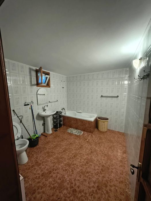 Apartament 2 camere la curte Radu Negru