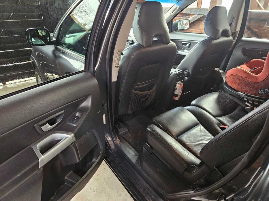 Volvo XC90 2.4 diesel - cauciucuri Noi