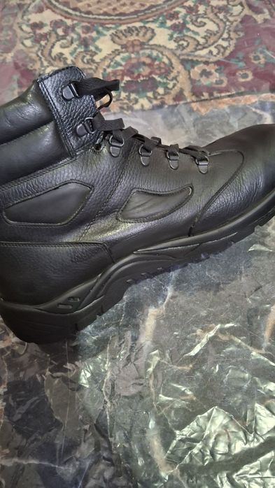 Ботинки зимние..