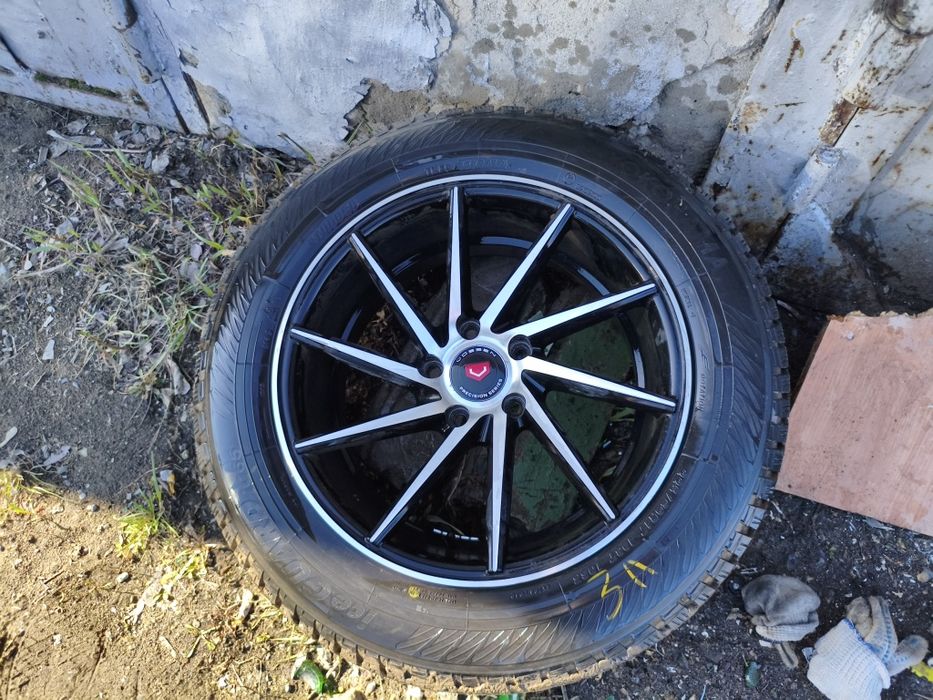 Комплект:диски с зимней резиной.