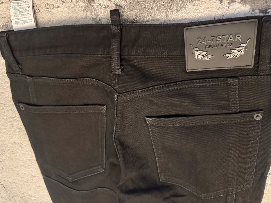 Blugi DSQUARED2 originali marimea 46