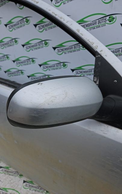 Usa / Portiera fata dreapta Opel Corsa C (facelift)