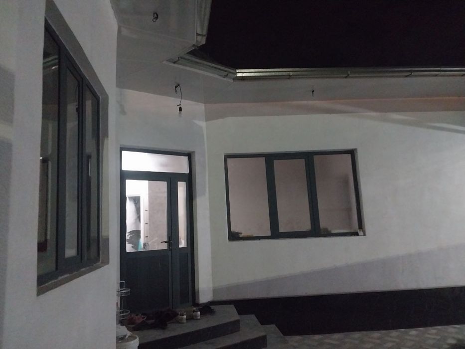 2, 3сохли ховли зудлик билан сотилади 66000$