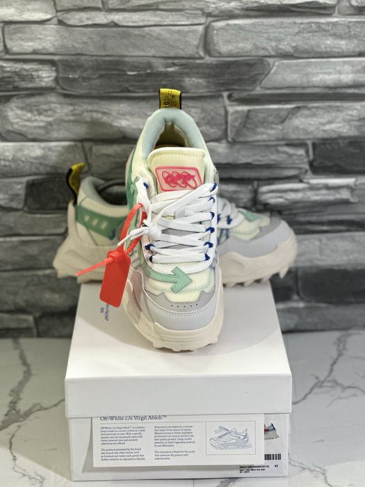 Adidasi Off White Odsy 1000