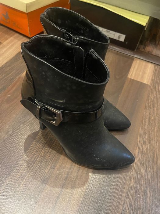 Botine de dama măr.35