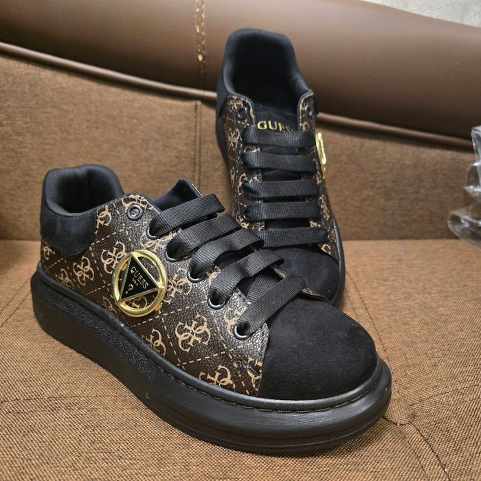 Спортни дасмки кецове, в два цвята