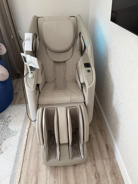 Массажное кресло Casa & More