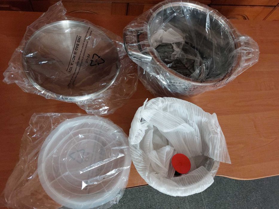 Vand set vase noi inox, originale König (Austria)