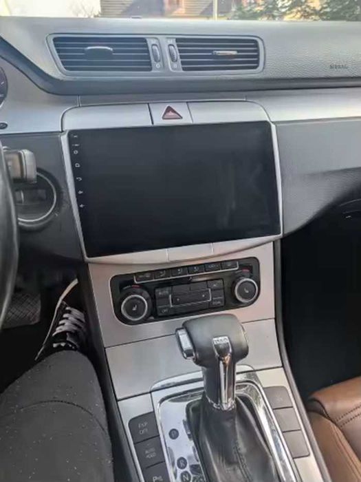 Navigatie Dedicata Volkwagen Passat B6/B7/CC -  2/4,6 GB RAM - 32/64/128 GB ROM, Display 10"QLED