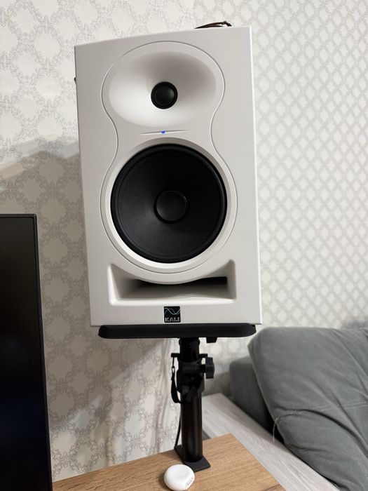 Студийные мониторы Kali Audio LP-6 v2 пара