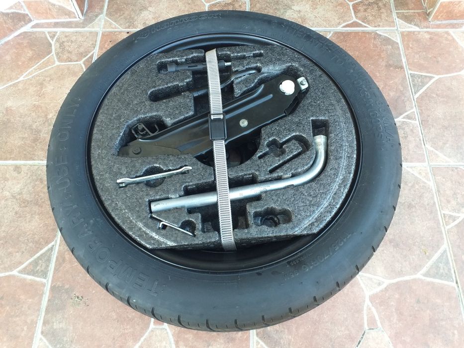 Roata rezerva slim cric cheie de vw,audi,seat,skoda