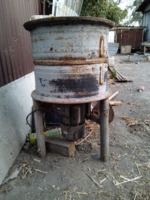 Продам дробилку в хорошом сомтояний