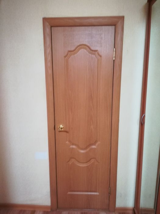 Продам двери межкомнатные