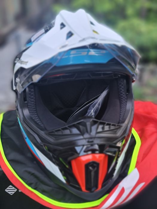 Карбоновый шлем LS2 MX701 Explorer