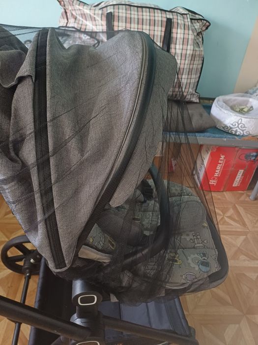 Продам коляску прогулочную